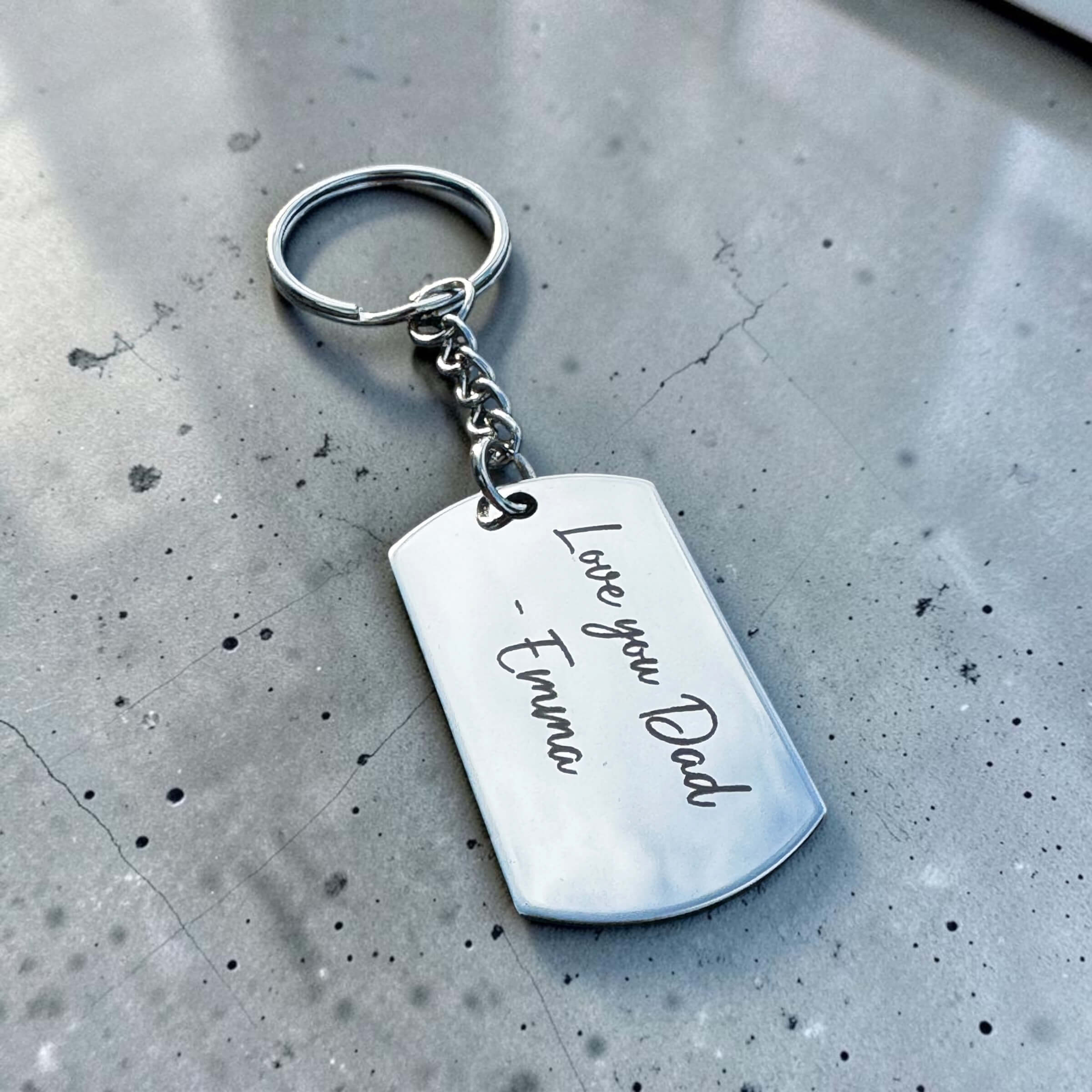 Engraved keyring for Father’s Day with Love you Dad message on stainless steel