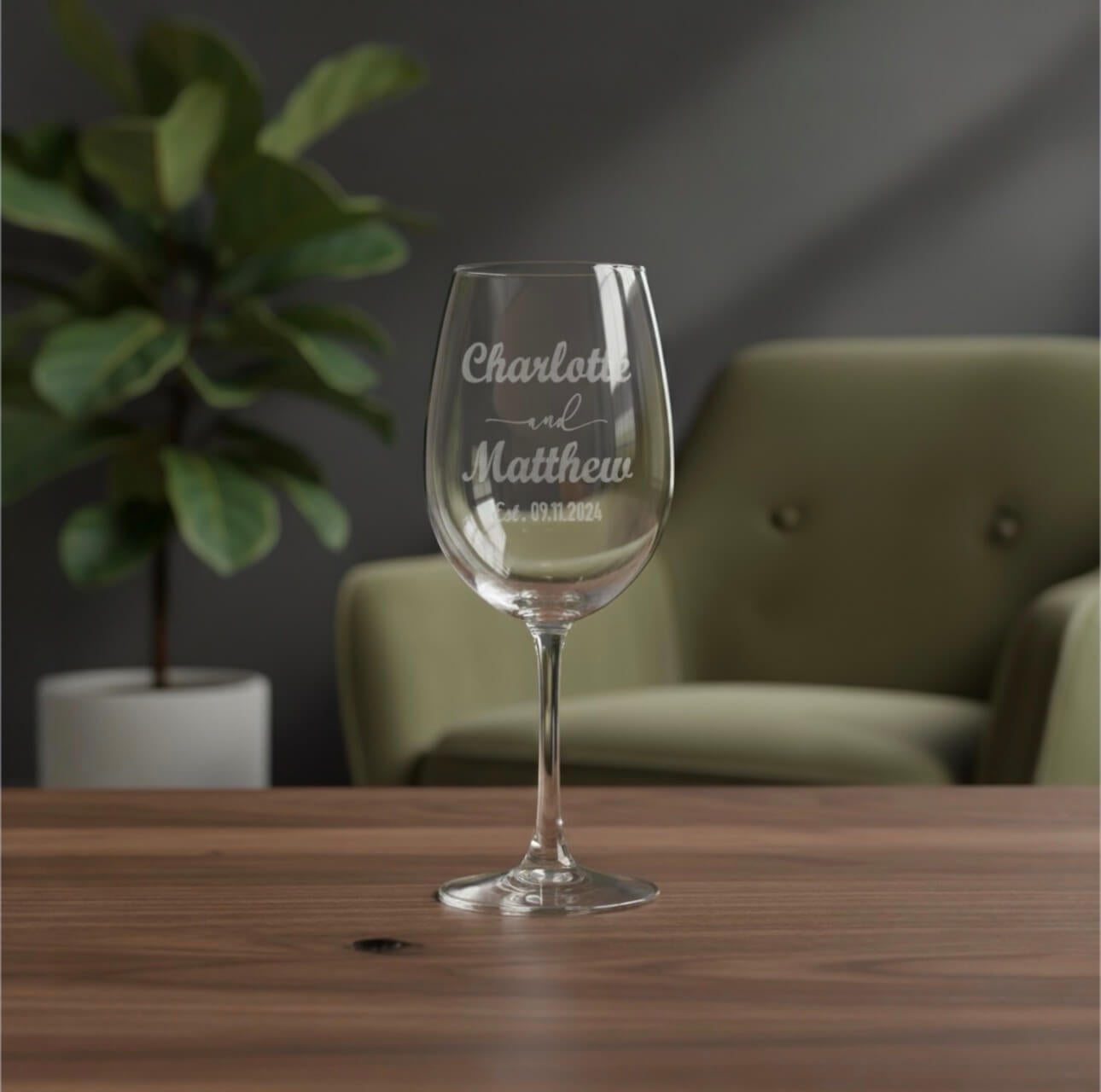 Engraved wine glass for newlyweds with personalised names and established date detail