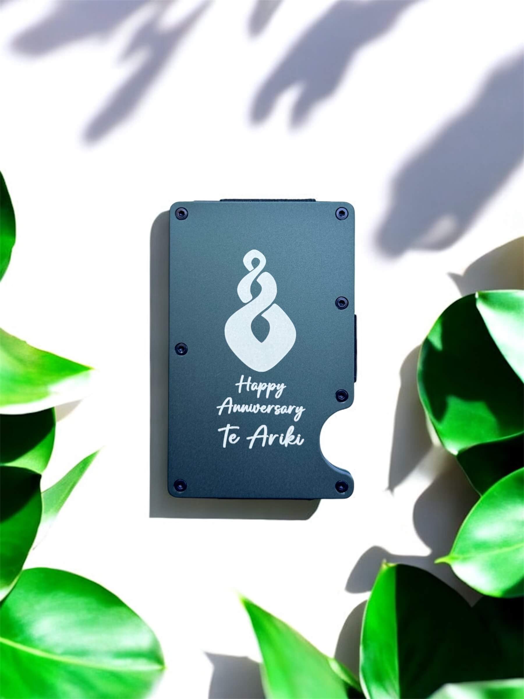 engraved Pikorua Anniversary Card Holder