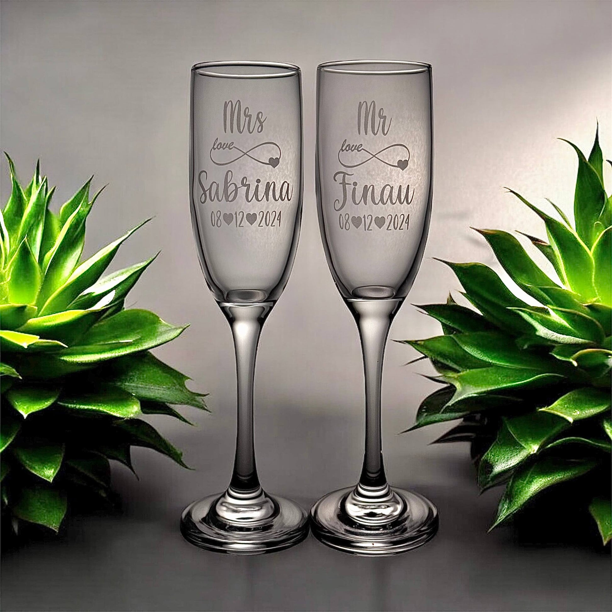 pair of engraved champaign glass for wedding with mr and mrs